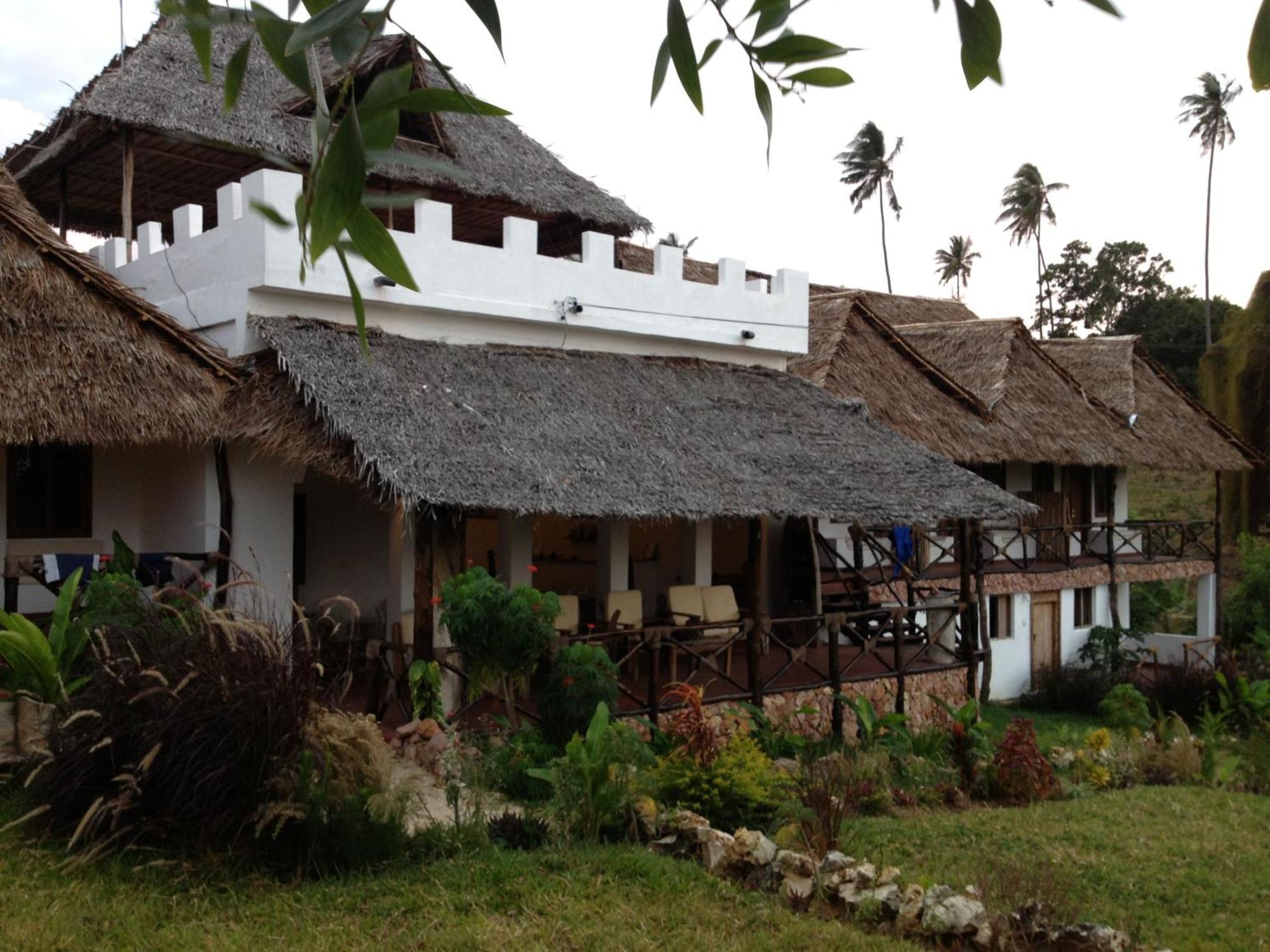Emerald Bay Resort Kizungu ภายนอก รูปภาพ